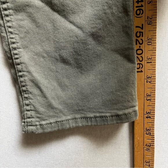 Levi’s 724 High Rise Straight Crop Olive Cargo Pants Sz 32 - Picture 12 of 12